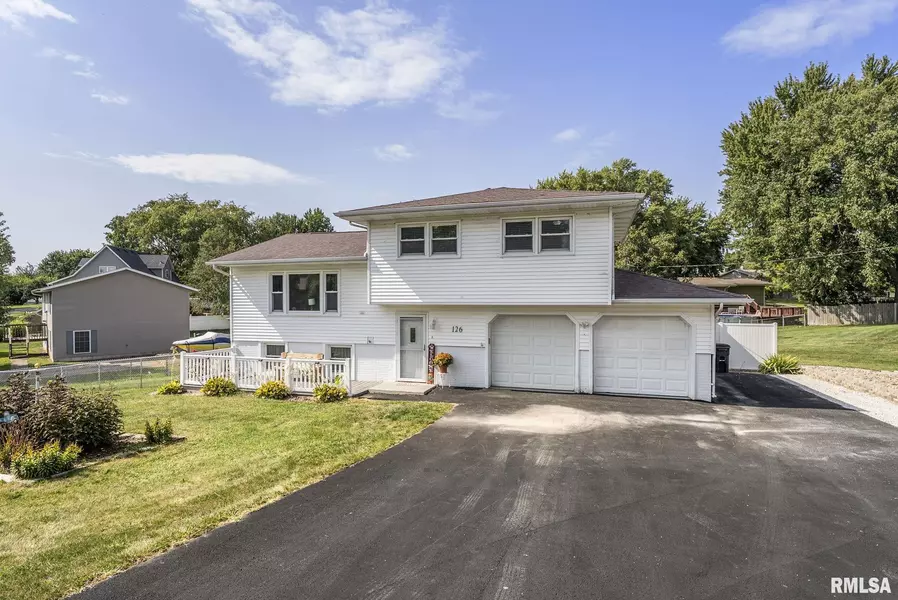 126 HENRY DR, Orion, IL 61273