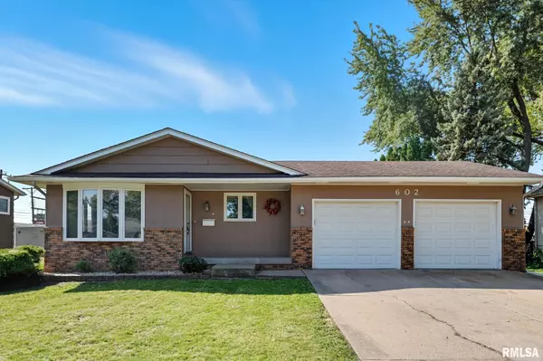 602 41ST AVE, East Moline, IL 61244
