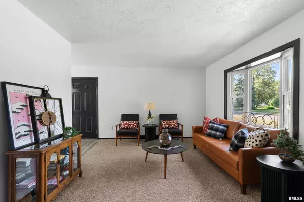 Bettendorf, IA 52722,1101 HAWTHORNE DR