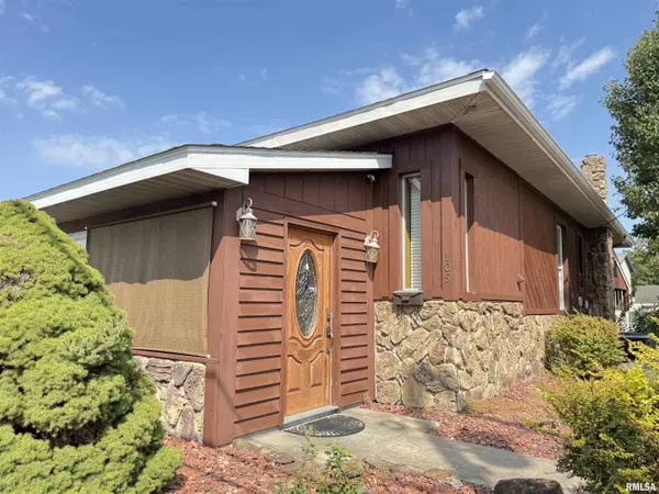 Marion, IL 62918,105 S RUSSELL ST