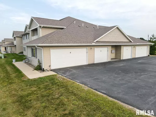 Eldridge, IA 52748,400 E FRANKLIN ST #202