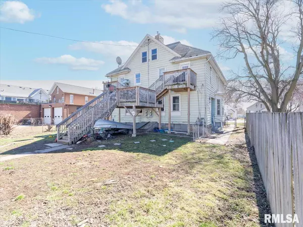 Davenport, IA 52802,1636 W 3RD ST