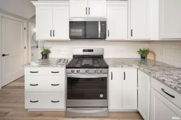 Le Claire, IA 52753,7 WELCOME CENTER CT