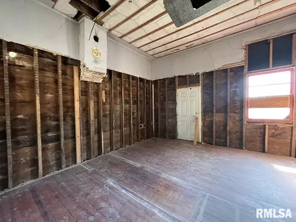 Quincy, IL 62305,1503 Maas RD