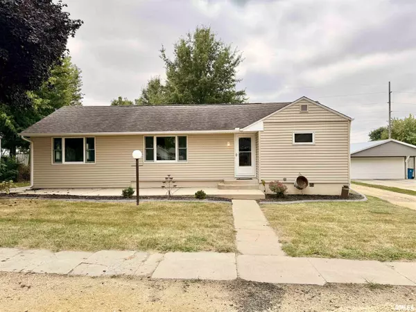 209 GROVE ST,  Calamus,  IA 52729