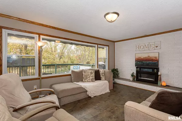 Pleasant Valley, IA 52722,18225 249TH AVE