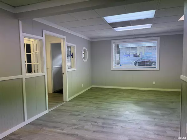 Port Byron, IL 61275,103 N MAIN ST