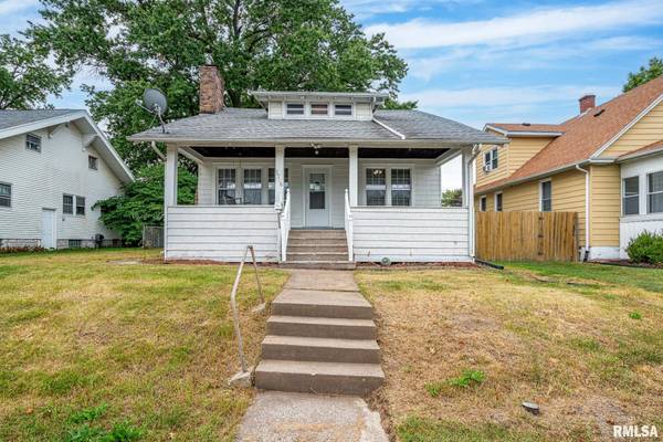 2716 GRAND AVE,  Davenport,  IA 52803