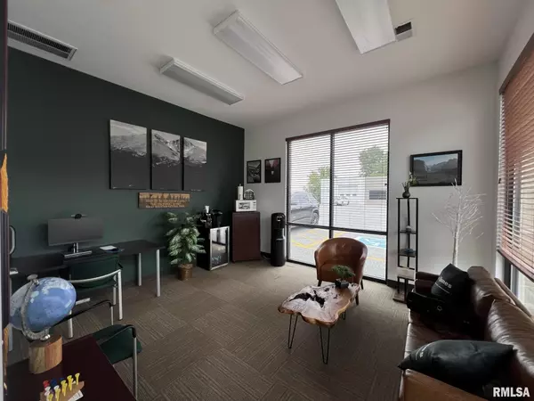 Port Byron, IL 61275,219 N MAIN ST