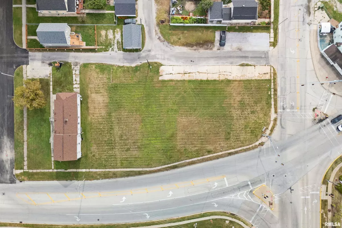 East Moline, IL 61244,1230 13TH ST