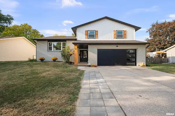 3 IMPERIAL CT, Davenport, IA 52807