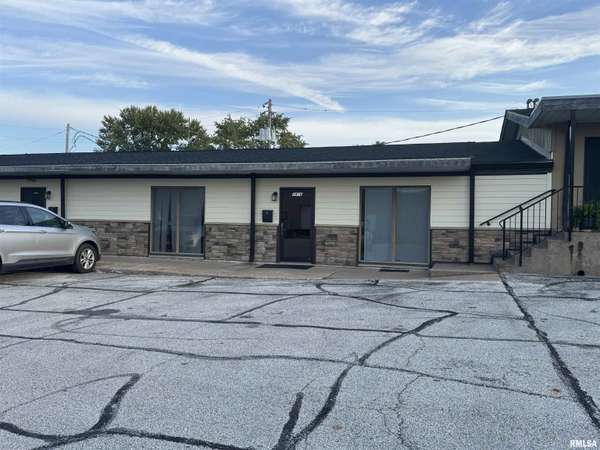 3816 27TH ST, Moline, IL 61265