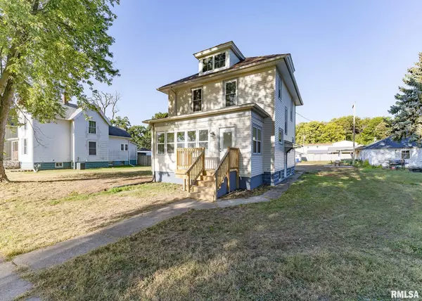 Clinton, IA 52732,924 N 3RD ST