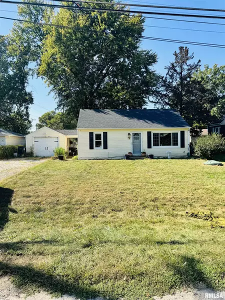 5007 48TH ST, Moline, IL 61265