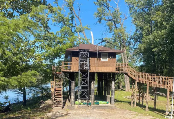 3625 Bonansinga DR, Quincy, IL 62305