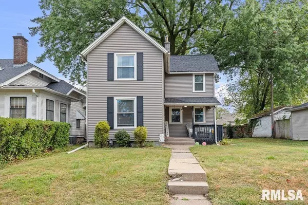 2611 GRAND AVE, Davenport, IA 52803