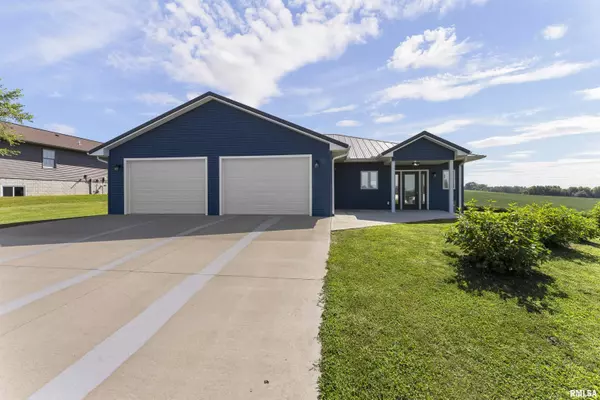 Delmar, IA 52037,105 RICHLAND ST