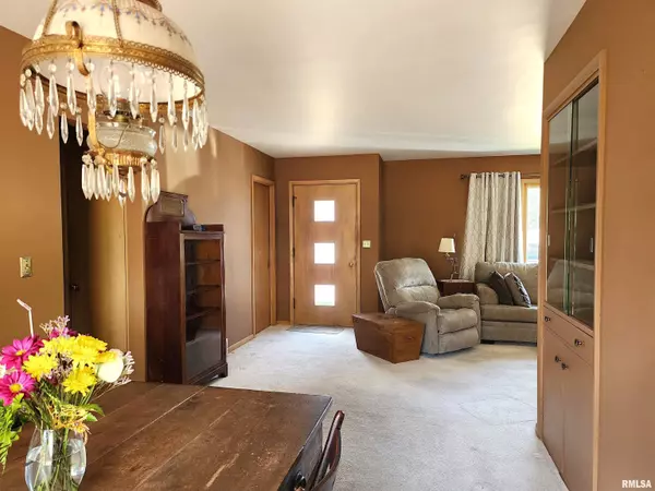 Geneseo, IL 61254,236 HILLCREST DR