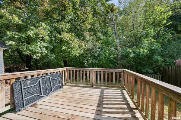 Moline, IL 61265,2320 23RD Street A