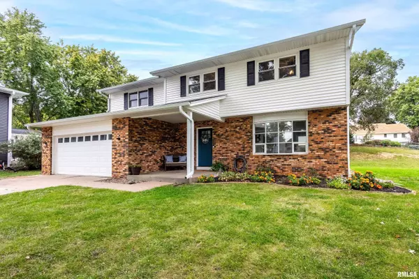 Bettendorf, IA 52722,2510 EASTBERRY CT