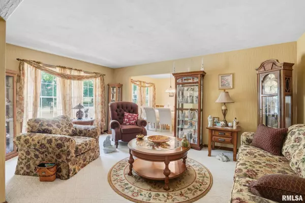 Geneseo, IL 61254,211 LONGVIEW DR