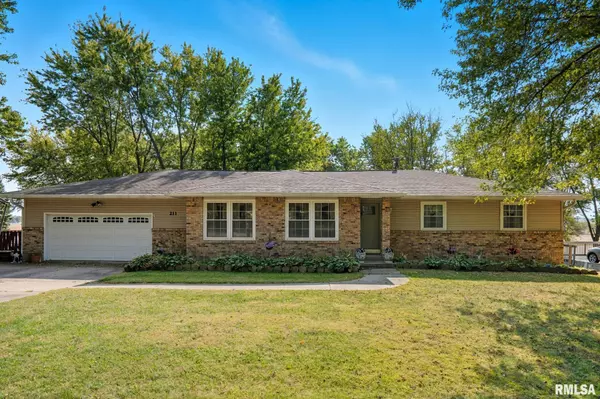 211 LONGVIEW DR, Geneseo, IL 61254