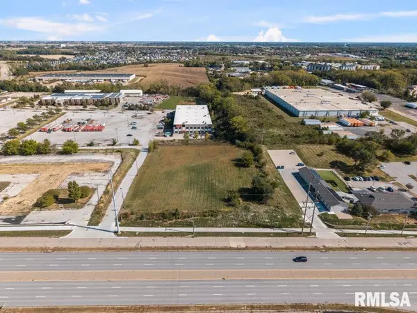 Davenport, IA 52806,6109 BRADY ST