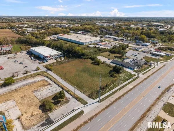 Davenport, IA 52806,6109 BRADY ST