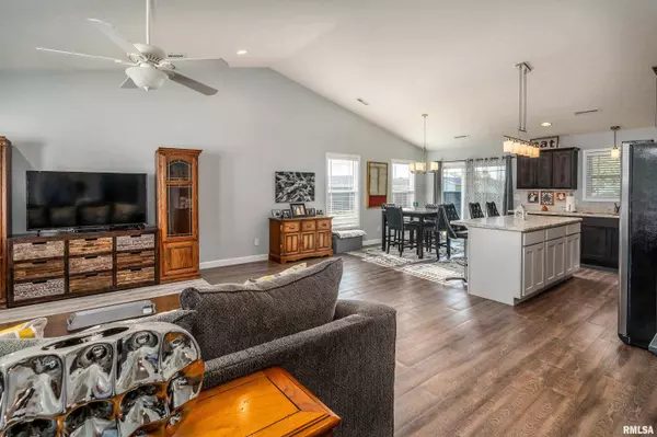 Carterville, IL 62918,11401 Scottsdale CT