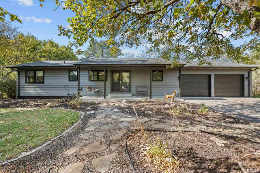 13 DEER RUN RD, Orion, IL 61273