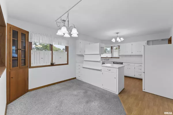 Clinton, IA 52732,1117 BOBETTA CT