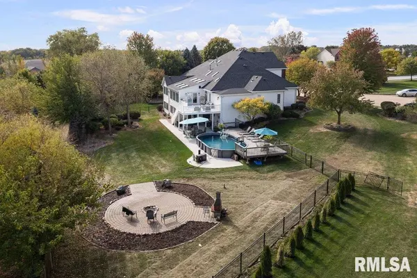 Davenport, IA 52807,2924 E 45TH CT