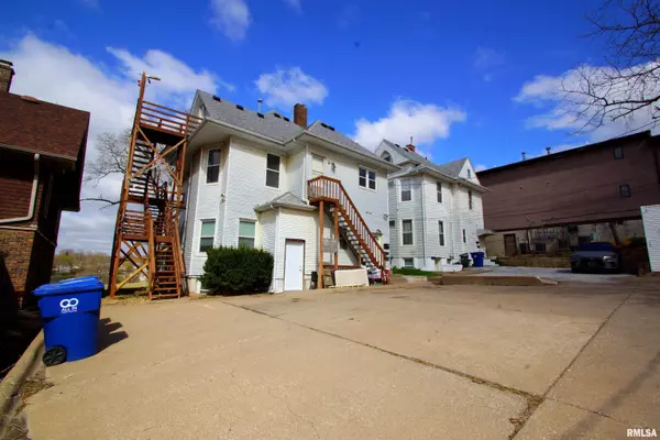 Davenport, IA 52803,705 BRADY ST