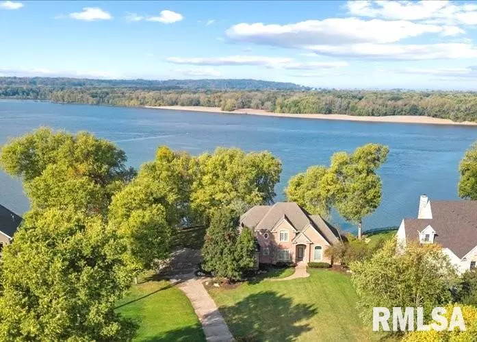 16808 RIVER Road North, Cordova, IL 61242