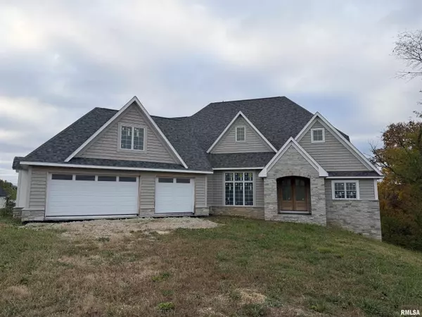 Bettendorf, IA 52722,19468 250TH AVE