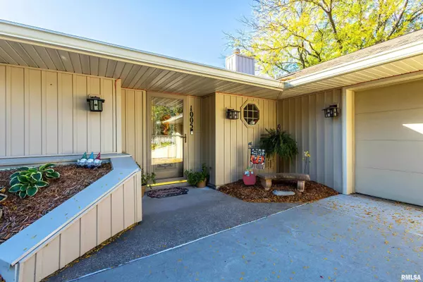 Davenport, IA 52806,1005 W 58TH ST