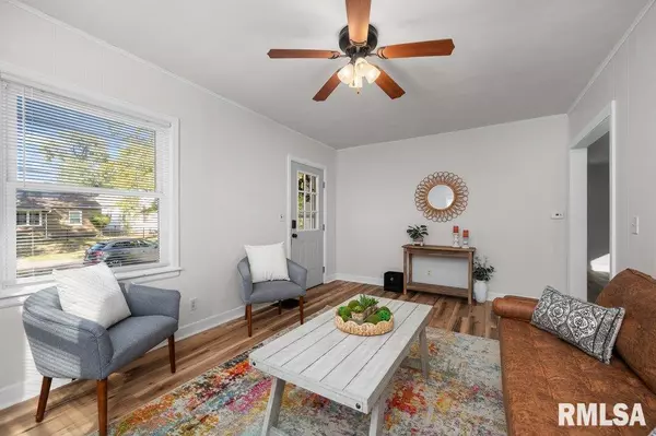 Rock Island, IL 61201,504 19TH AVE