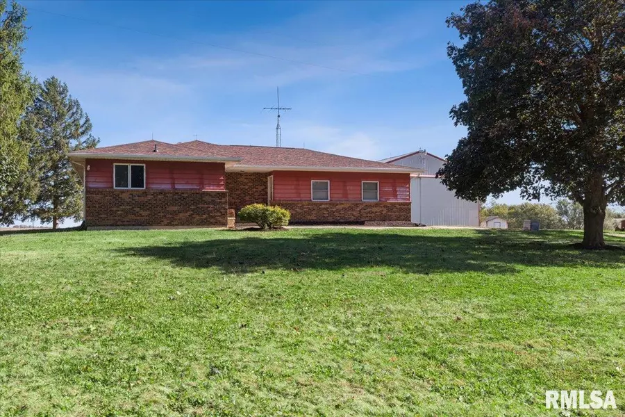 1573 200TH AVE, Delmar, IA 52037