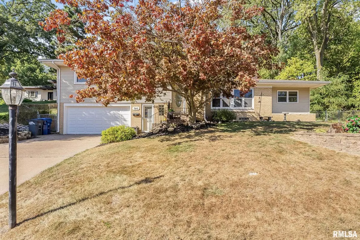 Bettendorf, IA 52722,740 MISSISSIPPI BLVD