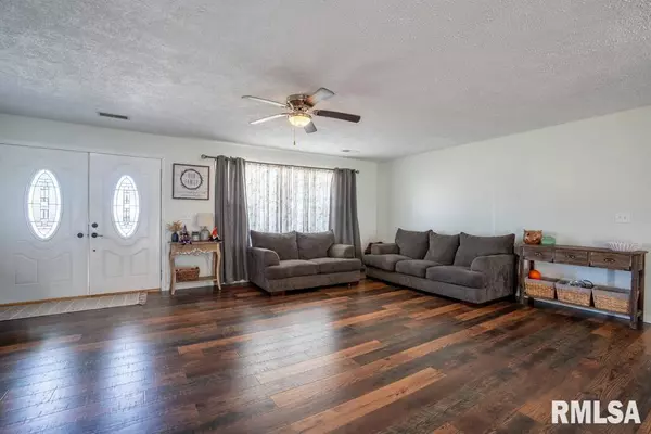 Marion, IL 62959,910 FAIRLANE DR