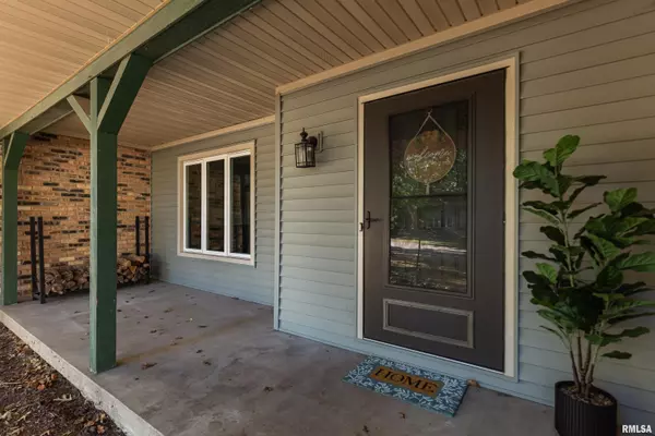 Davenport, IA 52807,4324 SPRING ST