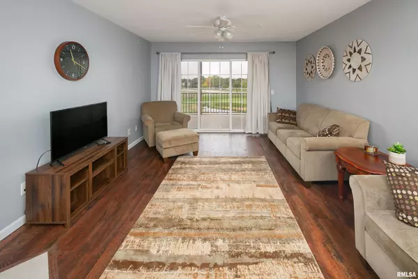 Bettendorf, IA 52722,2956 HOLIDAY CT #Bldg. 4, Unit 7