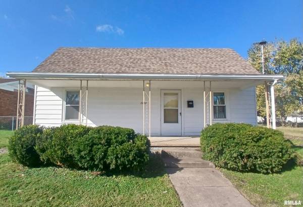 1101 S 16TH ST, Herrin, IL 62948