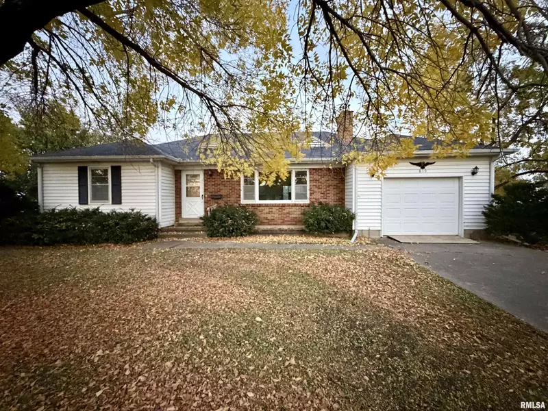 819 PARK ST, Donnellson, IA 52625