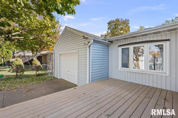 East Moline, IL 61244,1115 35TH Avenue Court