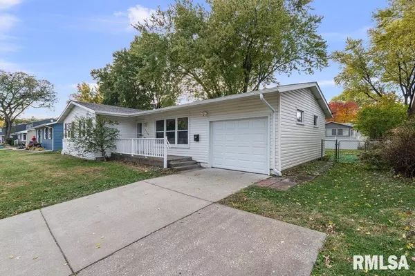 Bettendorf, IA 52722,1718 FAIRMEADOWS DR