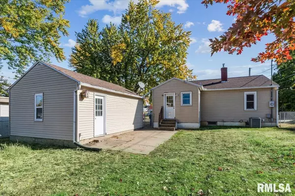 Clinton, IA 52732,1304 S 10TH ST