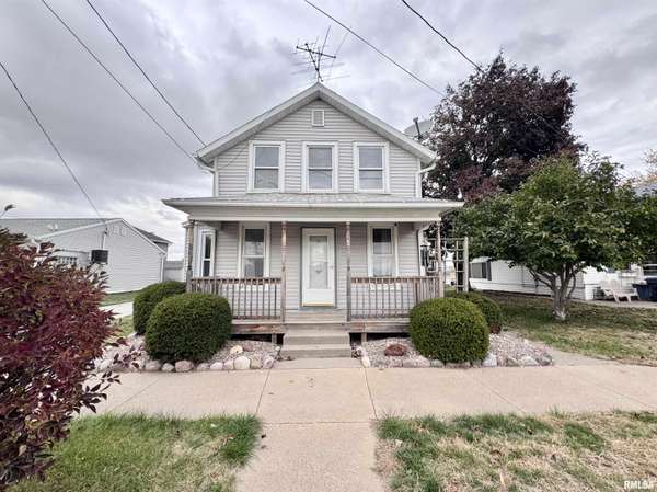 14 E GILLET ST, Preston, IA 52069