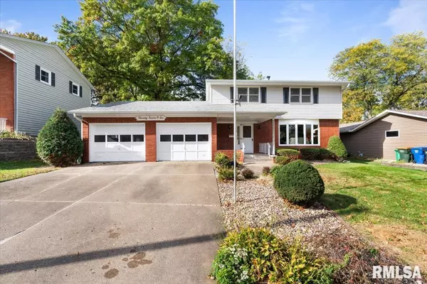 2706 RIDGEWOOD AVE, Davenport, IA 52803-2260