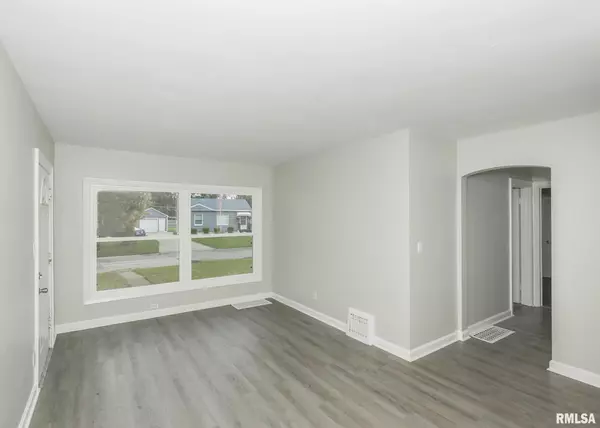 Rock Island, IL 61201-4255,955 24TH AVE